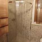 Trojmiasto Nad Jeziorem Dom -echochata Ferienhaus Kamień