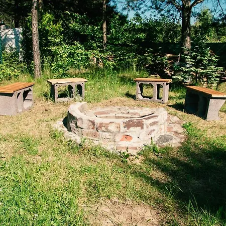 Holiday home Trojmiasto Nad Jeziorem Dom -echochata Kamien (Pomerania)